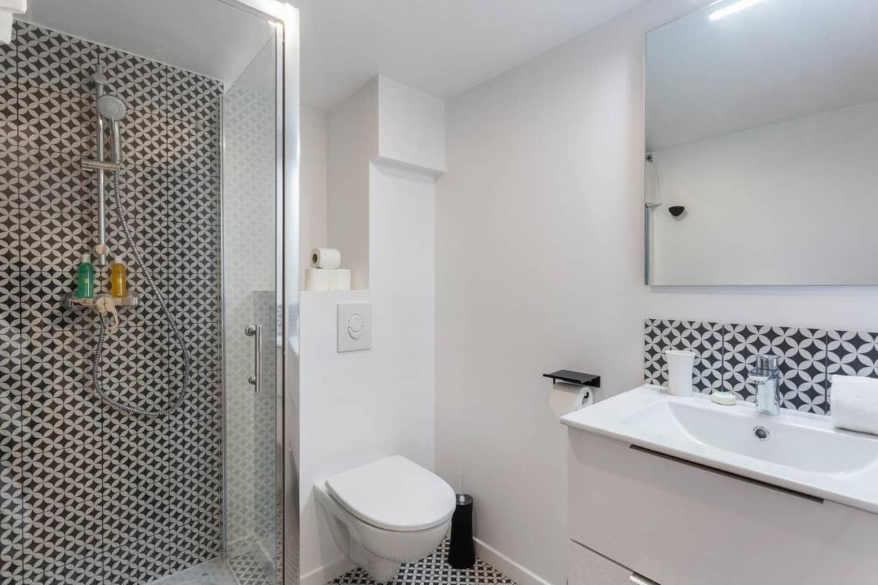 Chic Saint-Germain-Des-Pres Studio For 4 - Prime Location Paris Eksteriør bilde