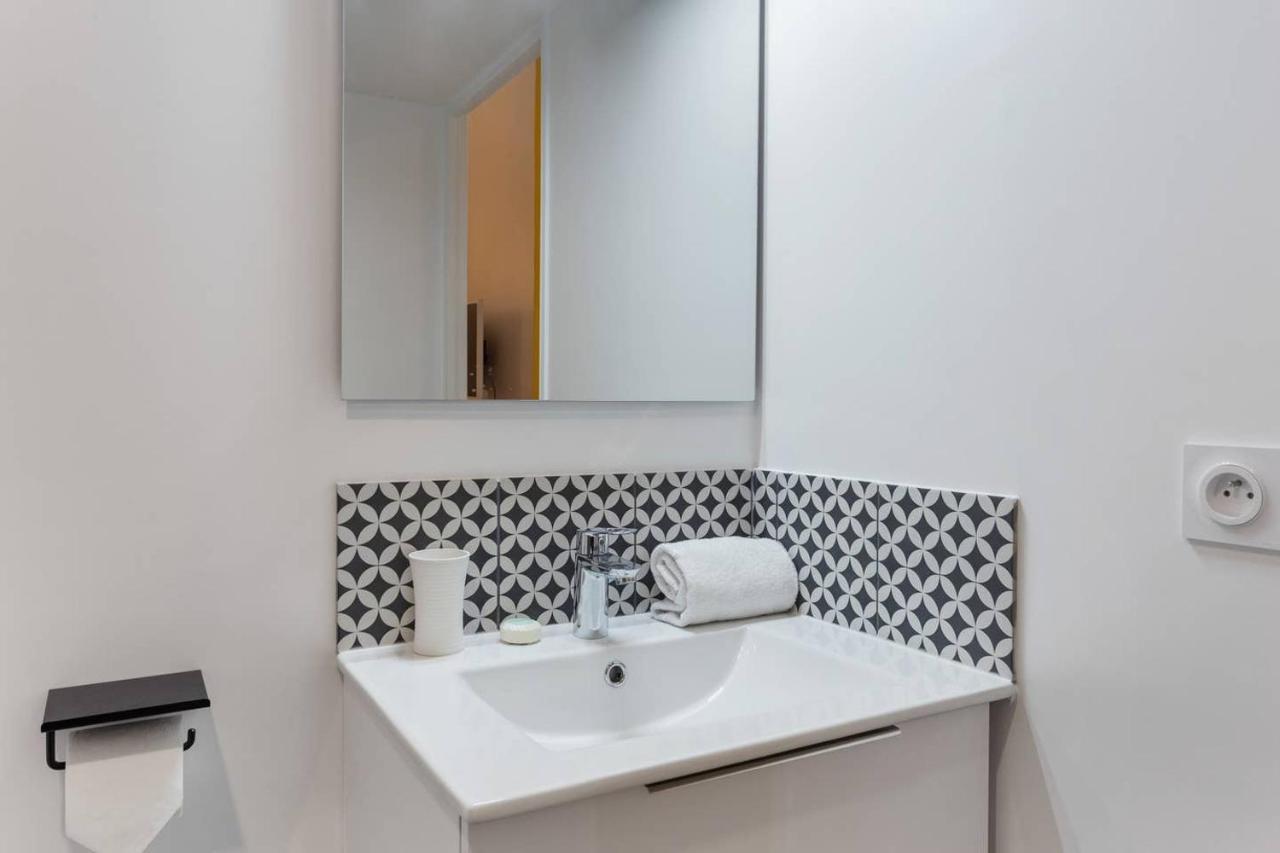 Chic Saint-Germain-Des-Pres Studio For 4 - Prime Location Paris Eksteriør bilde