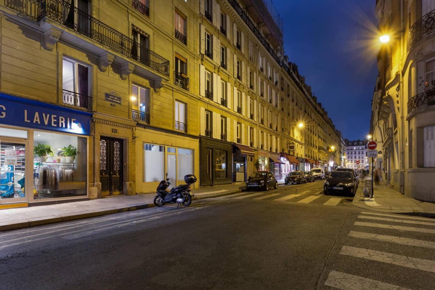 Chic Saint-Germain-Des-Pres Studio For 4 - Prime Location Paris Eksteriør bilde